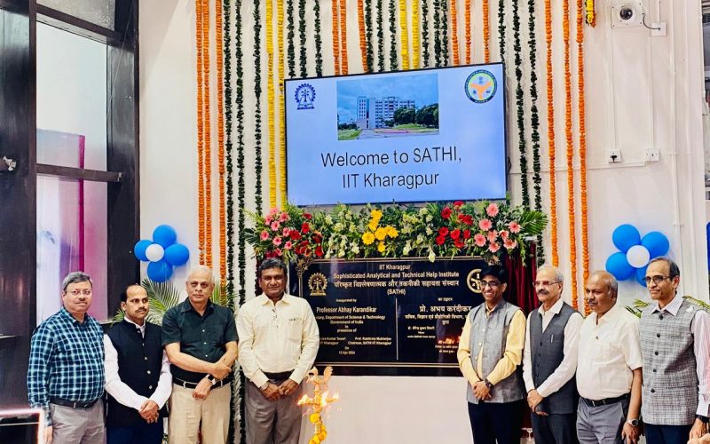 DST Secretary Prof. Abhay Karandikar inaugurates SATHI facility at IIT Kharagpur