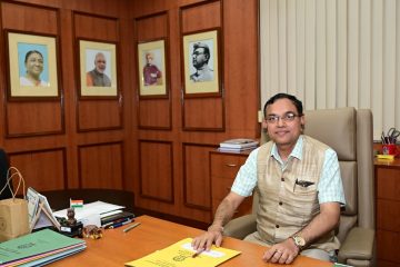 Prof. Suman Chakraborty officially takes over as Director of IIT Kharagpur